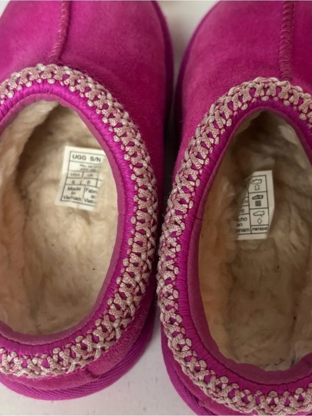 UGG Kids Hot Pink Suede Shearling-Lined Clog Slippers